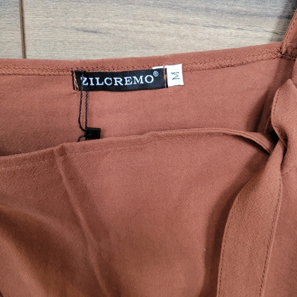 NWT jumpsuit - Picture 3 of 4